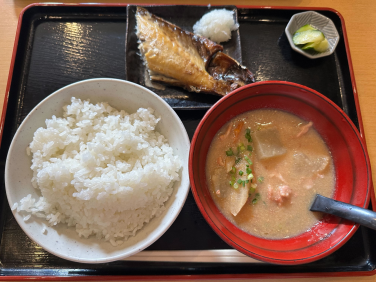 【神楽坂/ランチ】豚汁専門食堂！豚汁めしで白米が進む進む！お一人様でも気軽注文